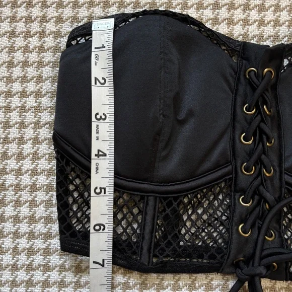 Urban Outfitters | ‘Out From Under’ Strapless Corset Bra - Picture 15 of 16